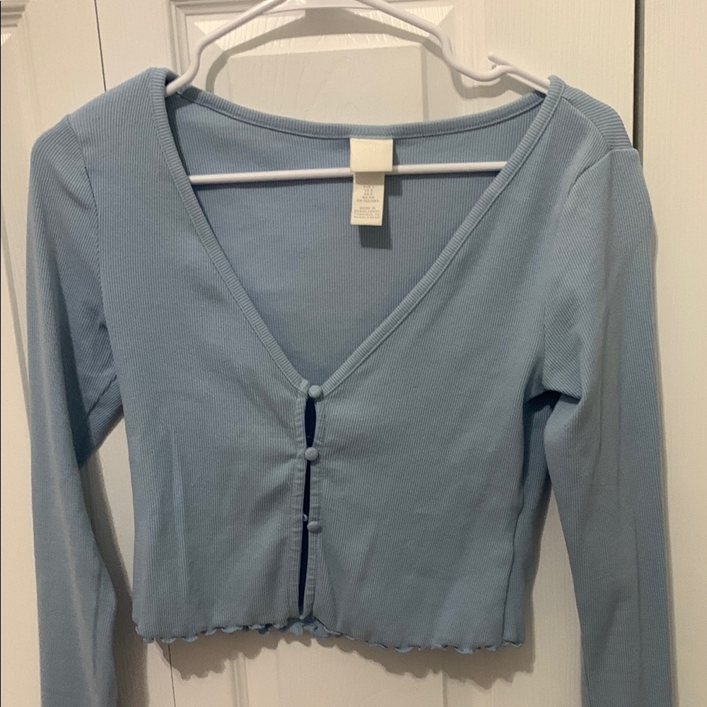 H&M Blue Cropped V-Neck Blouse